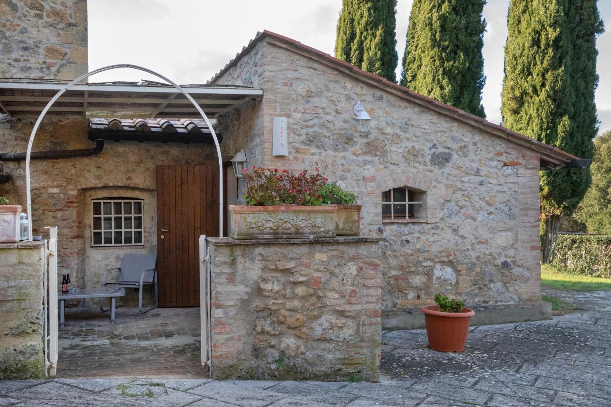Tenuta Decimo - Il Borgo Di Mariano San Gimignano Buitenkant foto