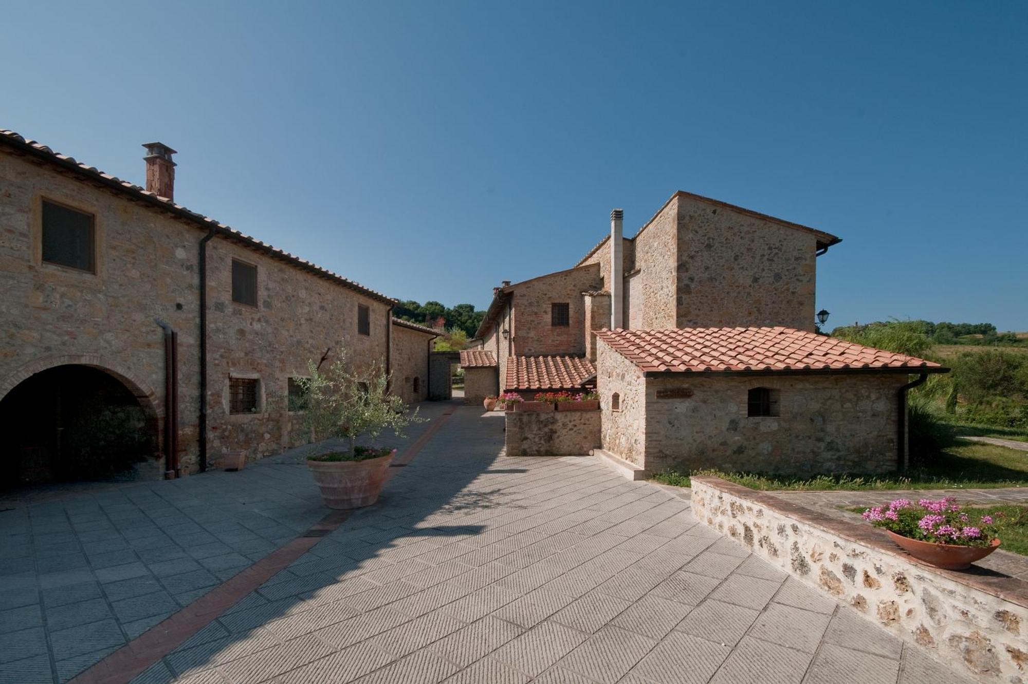 Tenuta Decimo - Il Borgo Di Mariano San Gimignano Buitenkant foto
