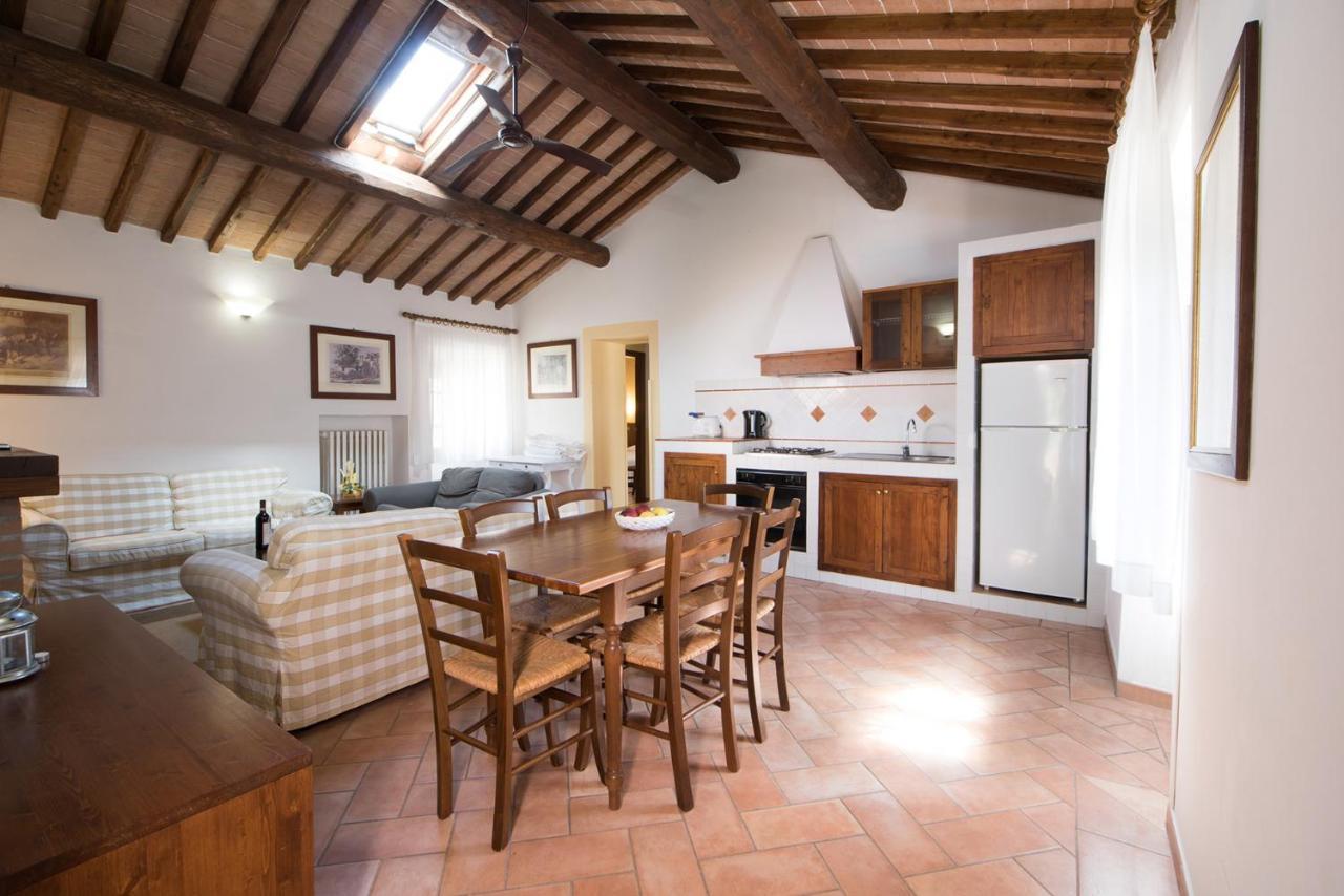 Tenuta Decimo - Il Borgo Di Mariano San Gimignano Buitenkant foto